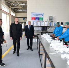 Ознакомление с деятельностью предприятия по производству фильтров для воды в Сабирабаде