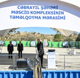 Президент Ильхам Алиев заложил фундамент Джебраильской городской мечети