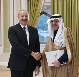 Президент Ильхам Алиев принял делегацию руководящих лиц структур-членов Арабской координационной группы