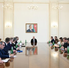 Президент Ильхам Алиев принял делегацию НАТО