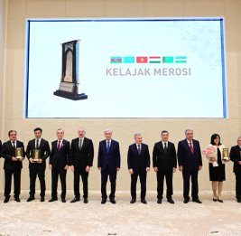 Президент Ильхам Алиев принял участие в церемонии вручения Международной премии «Наследие будущего» в Ташкенте