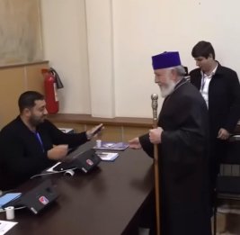 Холодный душ для оппонентов