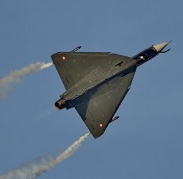 Индия «пролетела» с самолетами