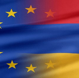 Между Сциллой и Харибдой