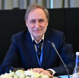 Почему Азербайджан смог, а Украина не может?