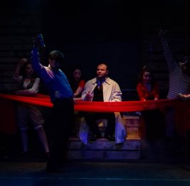 Иблис на сцене