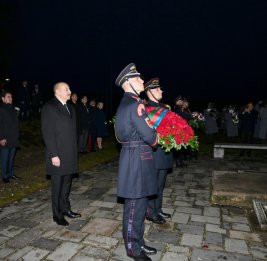Президенты Азербайджана и Словакии посетили мемориал «Ворота Свободы» в Братиславе