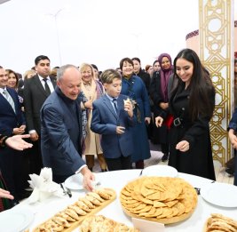 Вице-президент Фонда Гейдара Алиева Лейла Алиева приняла участие в выставке, посвященной национальной кухне Туркменистана