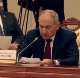 Никол Пашинян поблагодарил Ильхама Алиева за разблокировку транзита грузов через Азербайджан