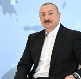 Мудрый лидер, победоносный главнокомандующий