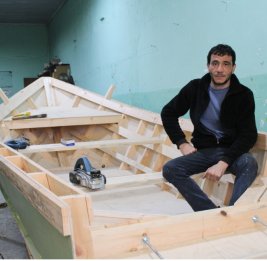 Лодочных дел мастер