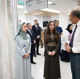 Вице-президент Фонда Гейдара Алиева Лейла Алиева посетила Центр комплексного лечения и исследований рака в Маскате