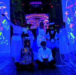 Алиса в Стране чудес