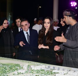 Лейла Алиева ознакомилась в городе Маскат с проектами, реализуемыми Оманской компанией по развитию туризма