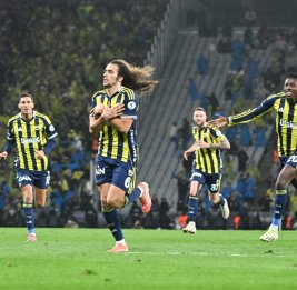 &laquo;Фенербахче&raquo; обыграл &laquo;Галатасарай&raquo; и завоевал Суперкубок Турции