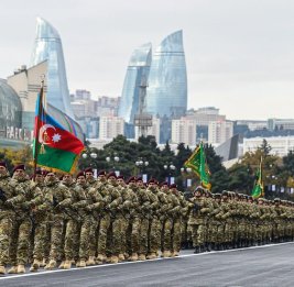 В поисках врага