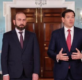 Черным по белому