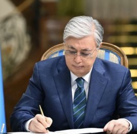 Токаев назначил нового начальника Генштаба ВС Казахстана