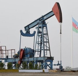 Цена азербайджанской нефти превысила 70 долларов