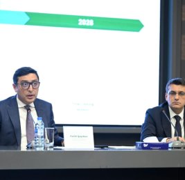 Министр молодежи и спорта Азербайджана провел встречу с представителями спортивных федераций