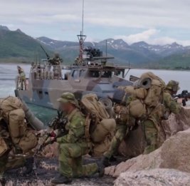 Bloomberg: Дания намерена проводить в Гренландии круглогодичные учения