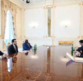 Президент Ильхам Алиев принял делегацию в связи с &laquo;Премией Заида за человеческое братство&raquo;