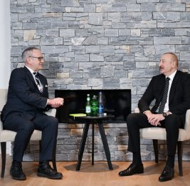 Президент Ильхам Алиев встретился в Давосе с президентом компании Dell Technologies по Европе, Ближнему Востоку и Африке