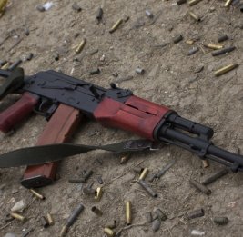 В Азербайджане за сутки изъято 6 автоматов и 1 пулемет