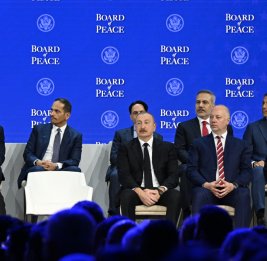 Президент Ильхам Алиев принял участие в церемонии подписания документа &laquo;Устав Совета мира&raquo; в Давосе