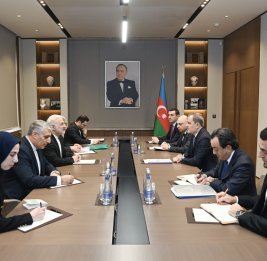 Обсуждены вопросы двустороннего и многостороннего сотрудничества между Азербайджаном и Ираном