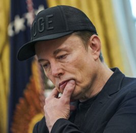 Маск возвращается в политику