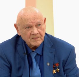 Космонавт Джанибеков: курить в космосе можно, но не нужно