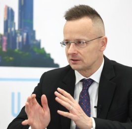 Сийярто предупредил Украину, что вмешательство в выборы в Венгрии может ей дорого обойтись