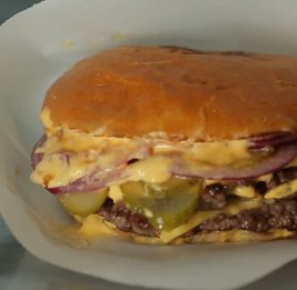 Диетолог: частое питание фастфудом повышает риск ОРВИ и влияет на мозг