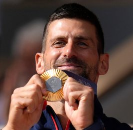 Теннисист Джокович первым одержал 400 побед в матчах на турнирах Большого шлема