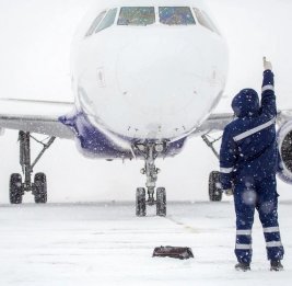 В США за сутки отменили более 11 тыс. авиарейсов