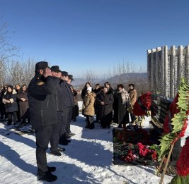 Вечная слава героям 