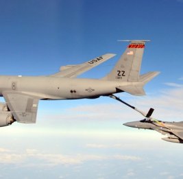 Flightradar24: США за два дня перебросили минимум 3 самолета на Ближний Восток