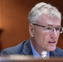 Трамп встретится с министром ВВС США Мейнком в Овальном кабинете