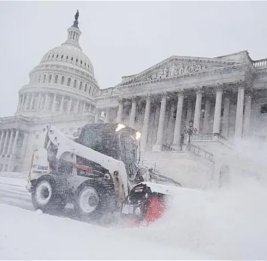 В США оценили экономический ущерб от снежной бури в $115 млрд