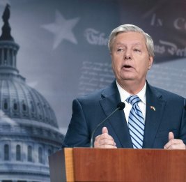 Сенатор Грэм назвал целью США смену власти в Иране