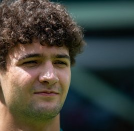 "Астон Мартин" объявил список резервных гонщиков на сезон-2026