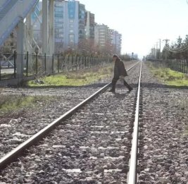 АЖД: Незаконные постройки в охранных зонах ж/д представляют опасность