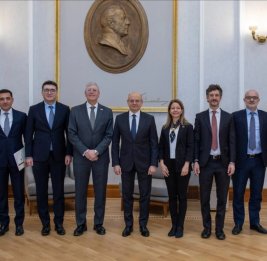 Азербайджан обсудил развитие сотрудничества со Всемирным нефтяным советом