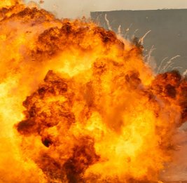 В Буэнос-Айресе на одном из складов прогремел мощный взрыв