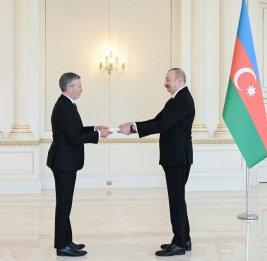 Президент Ильхам Алиев принял верительные грамоты новоназначенного посла Норвегии в нашей стране