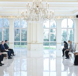 Президент Ильхам Алиев принял верительные грамоты новоназначенного посла Австралии в Азербайджане
