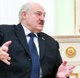 Лукашенко призвал "не париться" из-за ИИ