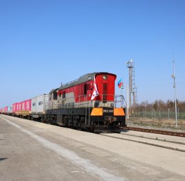 Запуск блок-поезда Поти-Баку укрепляет связанность и эффективность Среднего коридора