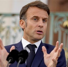 В файлах Эпштейна неоднократно упоминается Макрон